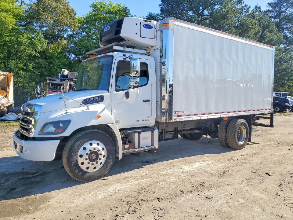2017 Hino 258/268 VIN 5PVNJ8JM3H4S50730 — COPART salvage auction photo