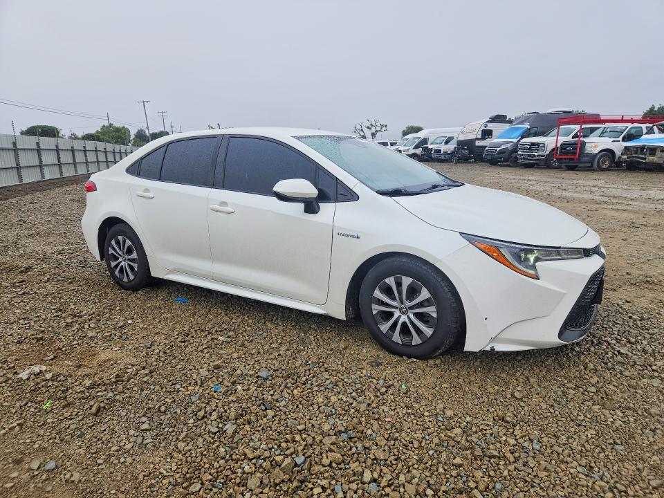 2021 Toyota Corolla VIN JTDEAMDE0MJ015498 COPART salvage auction — SIDE, Ca - Salvage Certificate, sold $5,100 on 2026-07-07 (photo 4)