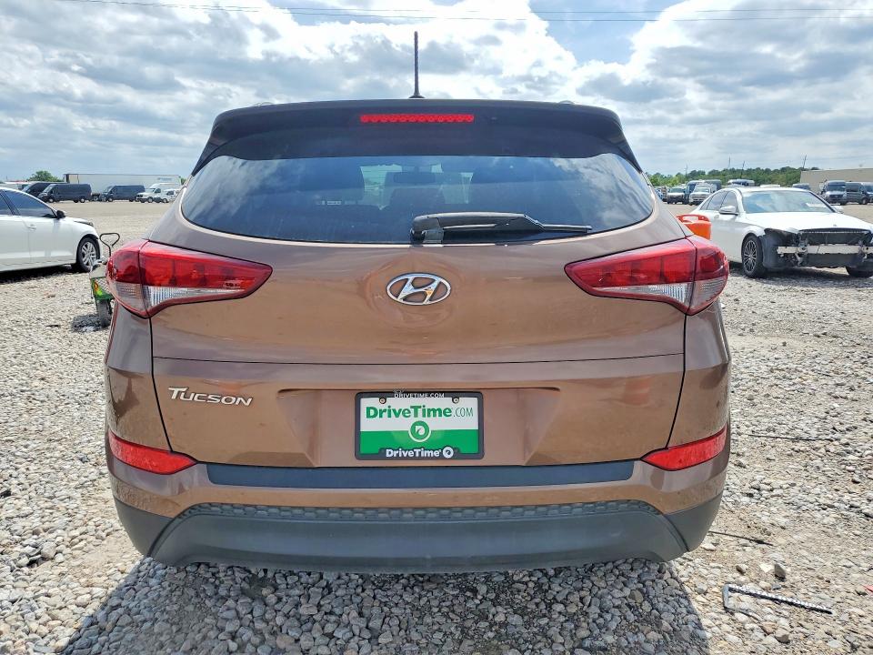 2016 Hyundai VIN KM8J33A47GU180509 COPART salvage auction — FRONT END, Tx - Salvage Vehicle Title, sold $2,200 on 2026-07-13 (photo 6)