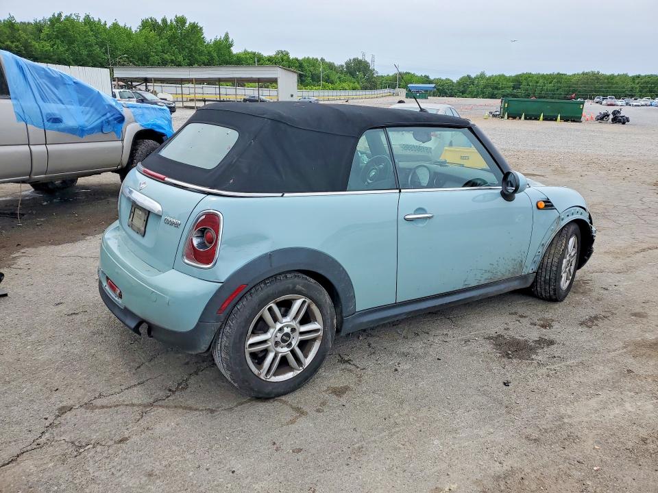 2012 Mini Cooper VIN WMWZN3C56CT135176 COPART salvage auction — WATER/FLOOD, Tn - Salvage Cert-Water Damage, sold $300 on 2026-07-09 (photo 3)