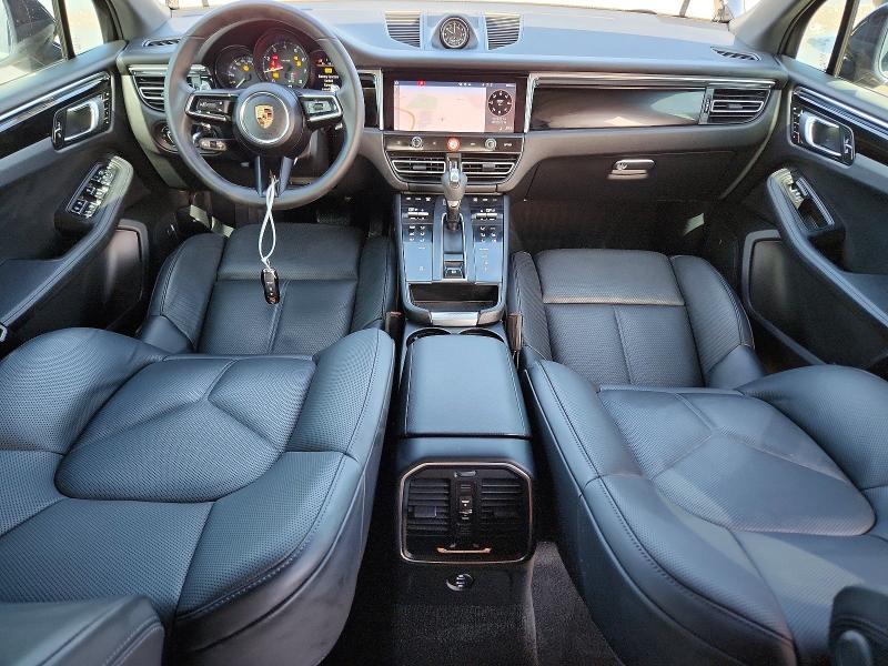 2025 Porsche Macan VIN WP1AA2A55SLB11263 COPART salvage auction — Front End, TX - SALVAGE VEHICLE TITLE, sold $32,000 on 2026-07-02 (photo 8)
