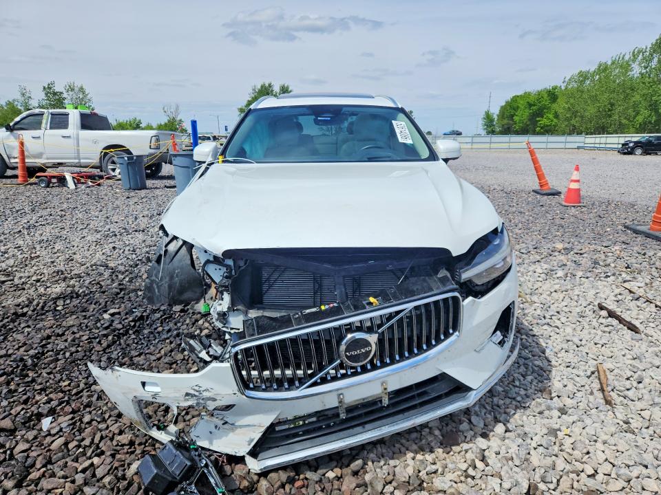 2022 Volvo VIN YV4062RL8N1954131 COPART salvage auction — FRONT END, Il - Salvage Certificate, sold $8,200 on 2026-07-27 (photo 5)