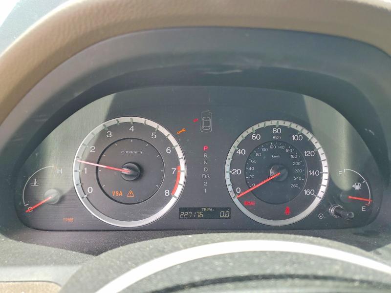 2008 Honda Accord VIN JHMCP26488C026448 COPART salvage auction — HAIL, Tx - Certificate Of Title, sold $1,100 on 2026-07-16 (photo 9)