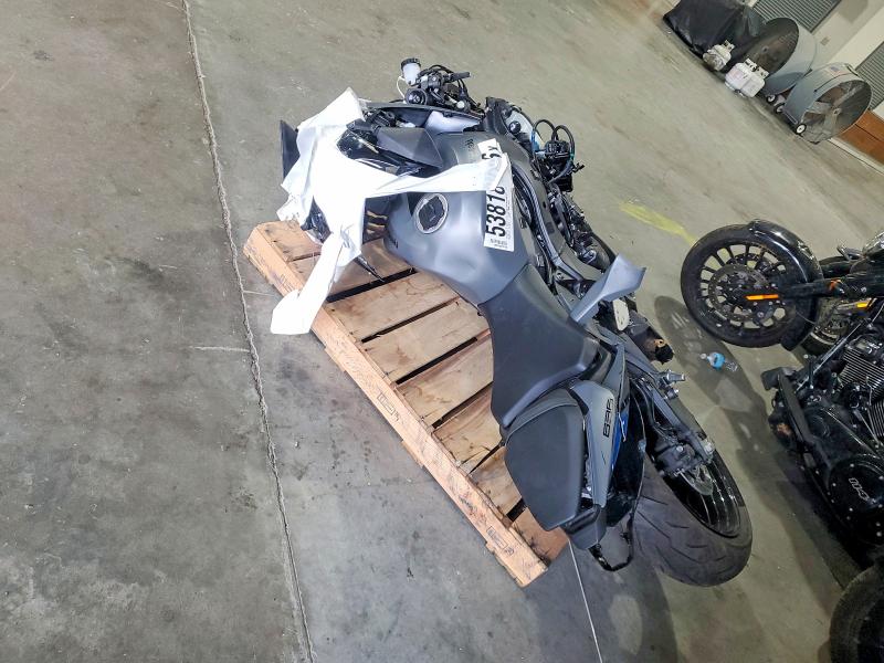 2025 Kawasaki Zx636 VIN JKBZXJJ14SA027253 COPART salvage auction — ALL OVER, WA - BILL OF SALE, sold $1,550 on 2026-07-22 (photo 6)