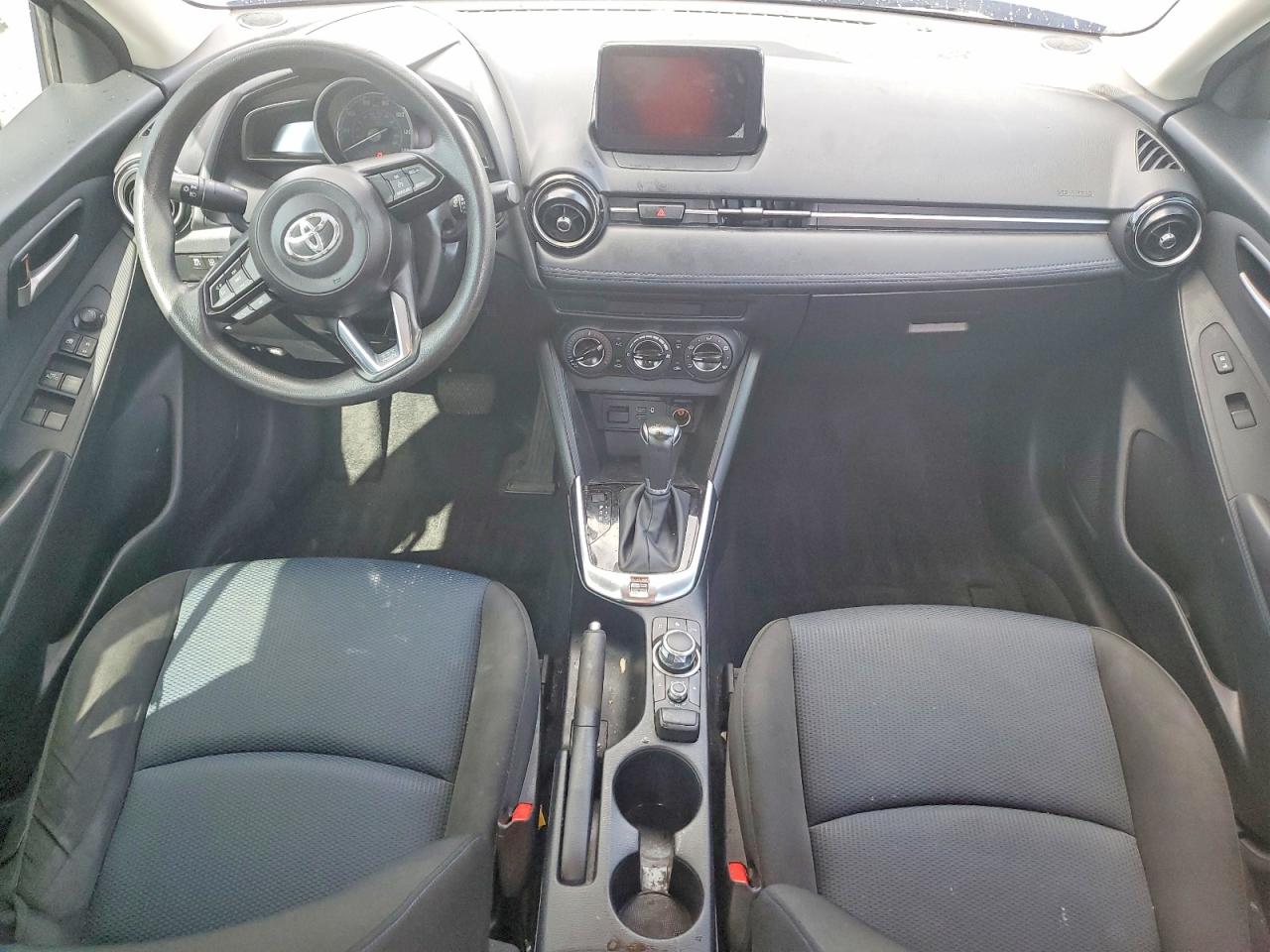 2020 Toyota Yaris VIN 3MYDLBYV0LY711682 COPART salvage auction — Front End, FL - CERT OF TITLE-REBUILT, sold $1,450 on 2026-07-07 (photo 8)