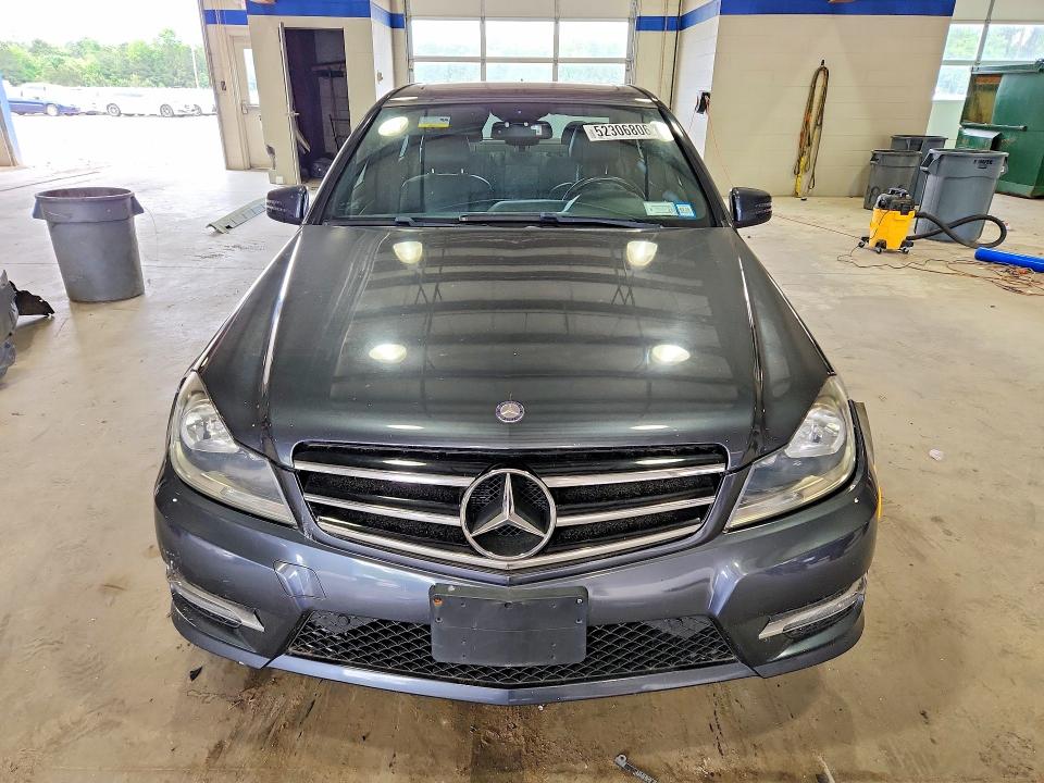 2014 Mercedes-benz VIN WDDGF8AB2ER315208 COPART salvage auction — REAR END, Va - Cert Of Title - Salvage, sold $1,750 on 2026-08-14 (photo 5)