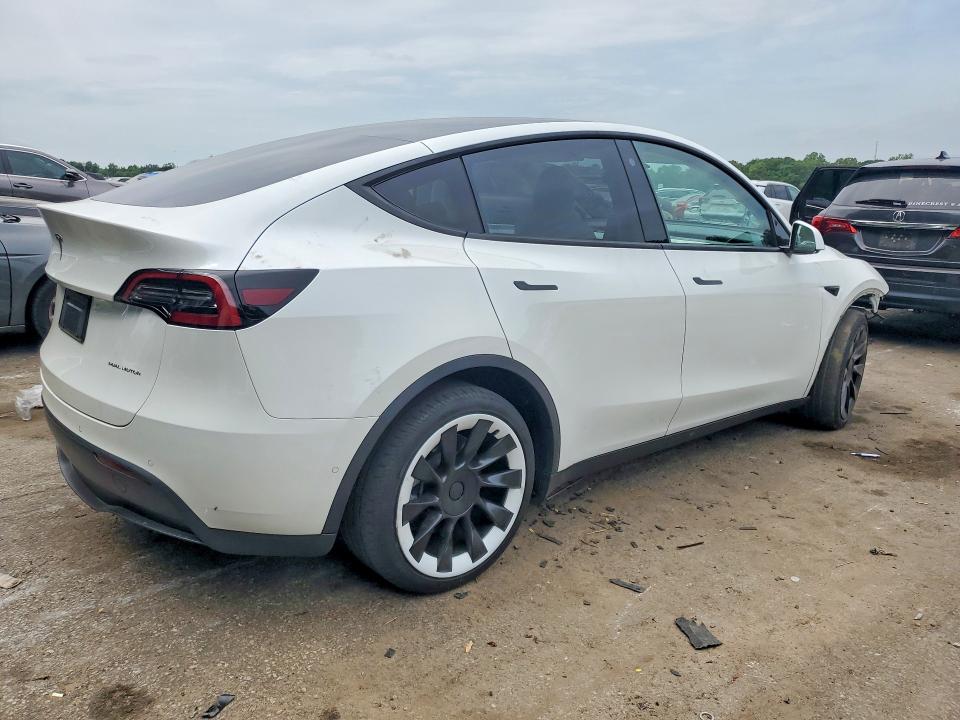 2022 Tesla Model y VIN 7SAYGDEE4NF423315 COPART salvage auction — FRONT END, GA - CERT OF TITLE-SALVAGE, sold $9,200 on 2026-07-10 (photo 3)