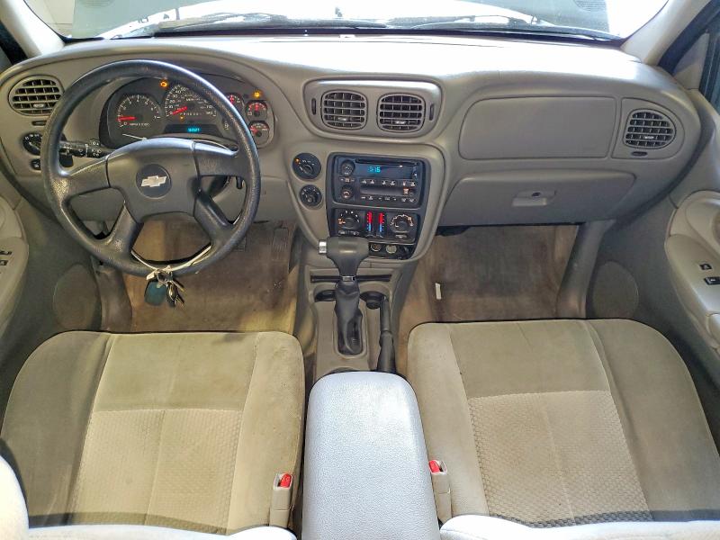 2009 Chevrolet Trailblazer VIN 1GNDT33S292123332 COPART salvage auction — MINOR DENT/SCRATCHES, Il - Cert Of Title-Corrected, sold $150 on 2026-07-09 (photo 8)