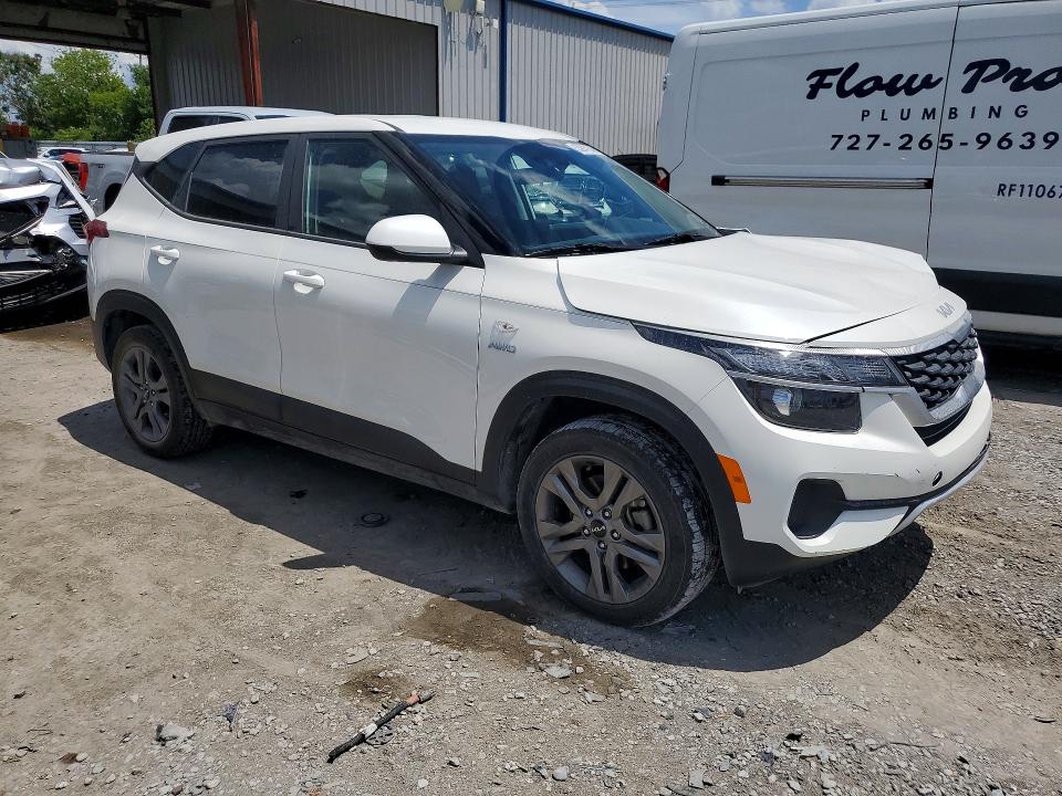 2023 Kia Seltos VIN KNDEPCAA3P7390121 COPART salvage auction — FRONT END, FL - CERTIFICATE OF DESTRUCTION, sold $2,600 on 2026-07-24 (photo 4)
