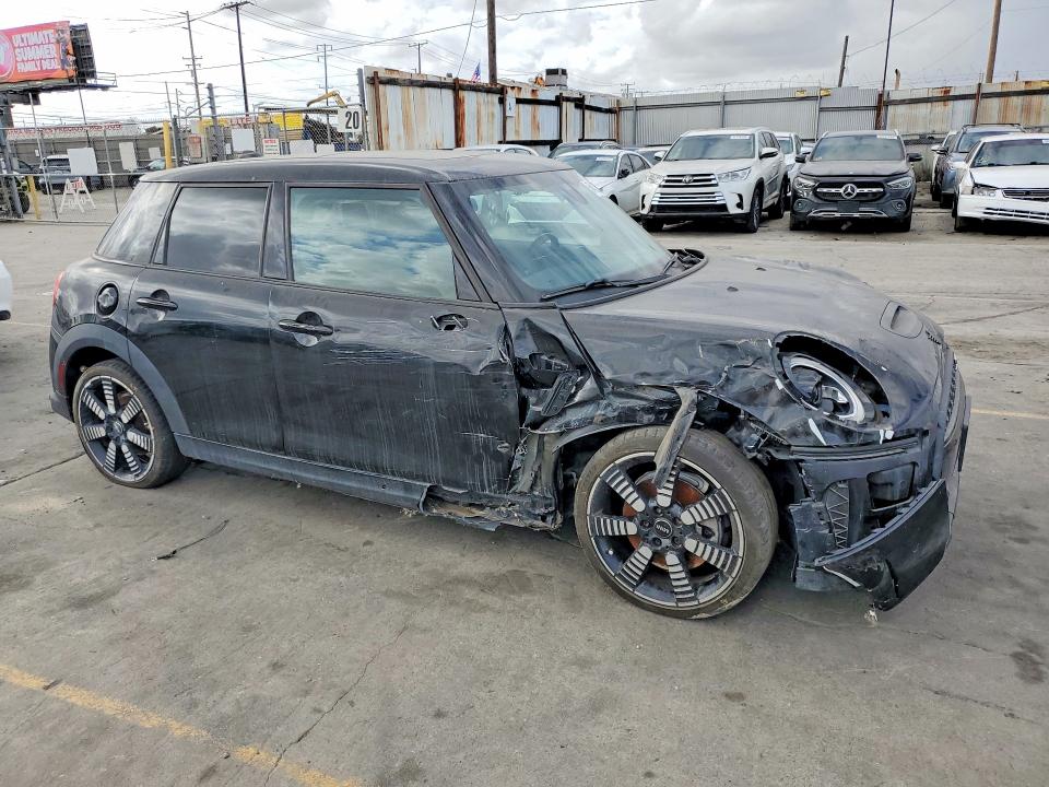 2023 Mini Cooper VIN WMW53DK00P2U17146 COPART salvage auction — FRONT END, Ca - Salvage Certificate, sold $6,000 on 2026-07-20 (photo 4)