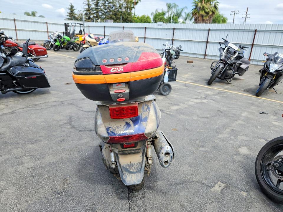 2006 Honda Fsc600 VIN JH2PF014X6K300213 COPART salvage auction — MECHANICAL, CA - DIS/DLR/EXP ONLY CLEAN TITLE, sold $325 on 2026-07-14 (photo 4)