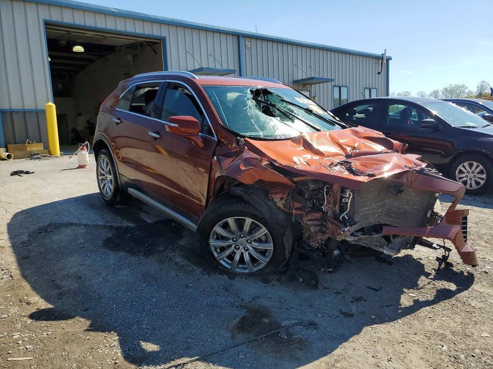 2021 Cadillac Xt4 VIN 1GYFZDR45MF003793 COPART salvage auction — FRONT END, VA - CERTIFICATE OF TITLE, sold $875 on 2026-08-14 (photo 4)