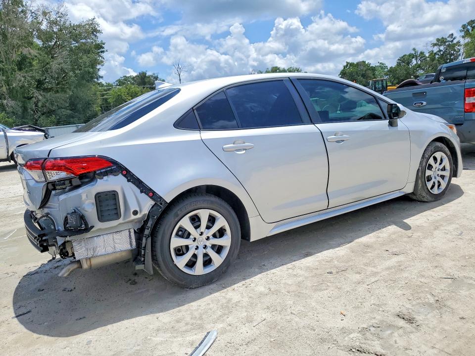 2026 Toyota Corolla VIN 5YFB4MDE4TP386538 COPART salvage auction — REAR END, Fl - Cert Of Title Slvg Rebuildable, sold $8,100 on 2026-07-07 (photo 3)