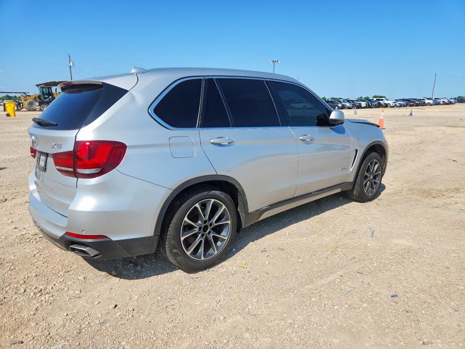 2018 BMW VIN 5UXKR2C56J0X08223 COPART salvage auction — SIDE, Tx - Salvage Vehicle Title, sold $30 on 2026-07-29 (photo 3)