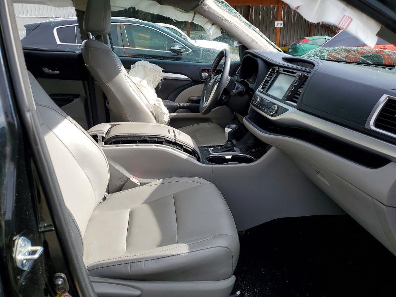 2015 Toyota Highlander VIN 5TDJKRFH7FS096781 COPART salvage auction — ROLLOVER, Co - Public - Salvage Title, sold $1,000 on 2026-07-30 (photo 7)