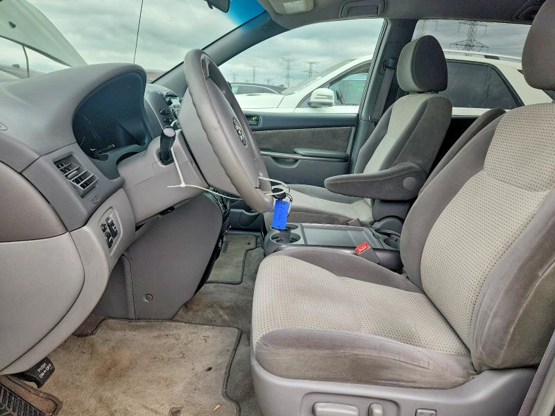 2009 Toyota Sienna VIN 5TDZK23C69S250260 COPART salvage auction — FRONT END, Il - Salvage Certificate, sold $850 on 2026-07-14 (photo 7)