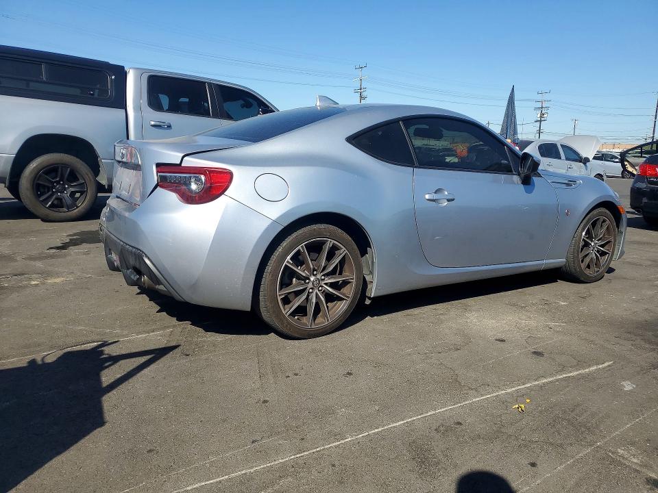 2020 Toyota VIN JF1ZNAA14L8754150 COPART salvage auction — REAR END, Salvage Title, sold $2,900 on 2026-07-13 (photo 3)