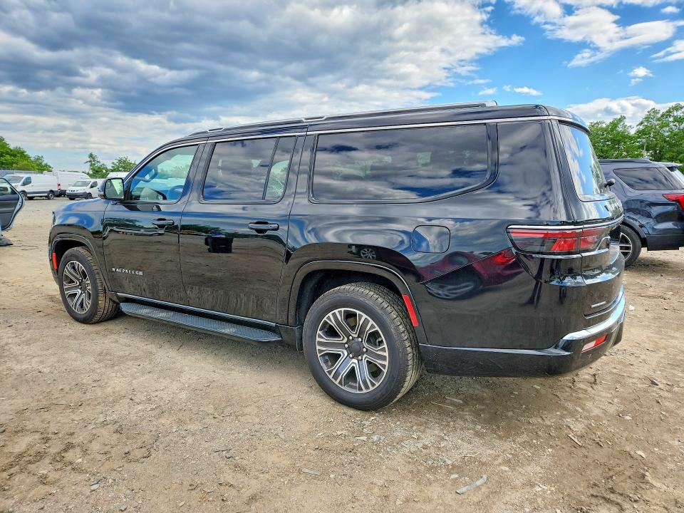 2023 Jeep Grand wagoneer VIN 1C4SJSBP3PS568270 COPART salvage auction — SIDE, Md - Cert Of Salvage > 75% Damage, sold $13,000 on 2026-07-30 (photo 2)