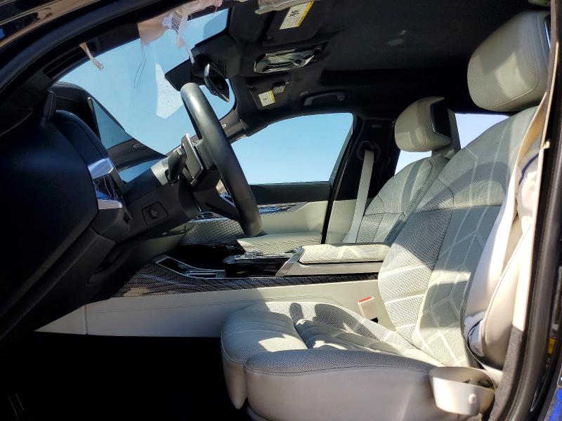 2023 BMW 7er VIN WBA33EJ01PCL68158 COPART salvage auction — SIDE, Tx - Salvage Vehicle Title, sold $49,250 on 2026-07-07 (photo 7)