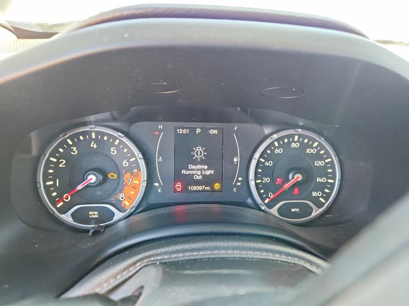 2016 Jeep Renegade VIN ZACCJABT4GPD50145 COPART salvage auction — FRONT END, NM - CERT OF TITLE-SALVAGE, sold $600 on 2026-08-06 (photo 9)