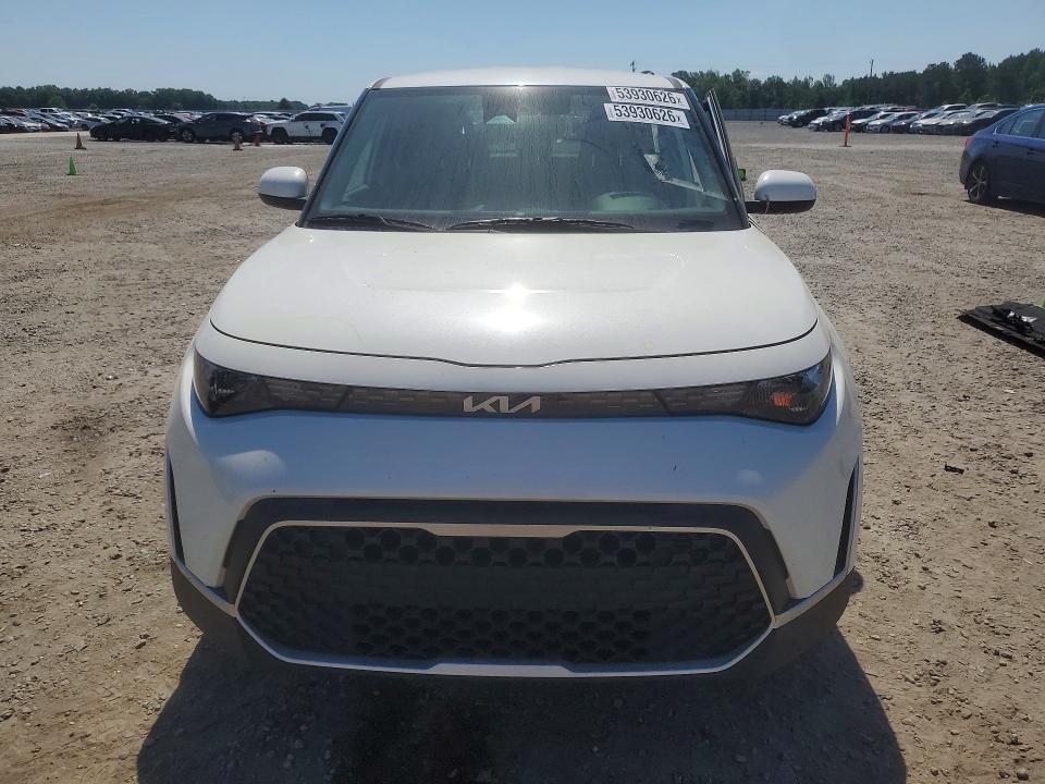 2023 Kia Soul VIN KNDJ23AU7P7893707 COPART salvage auction — SIDE, Nc - Salvage Certificate Of Title, sold $4,200 on 2026-07-13 (photo 5)