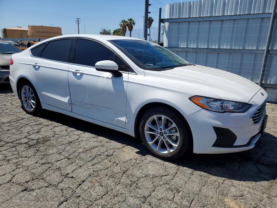 2020 Ford VIN 3FA6P0LU1LR266643 COPART salvage auction — SIDE, CA - SALVAGE CERTIFICATE, sold $5,700 on 2026-07-02 (photo 4)