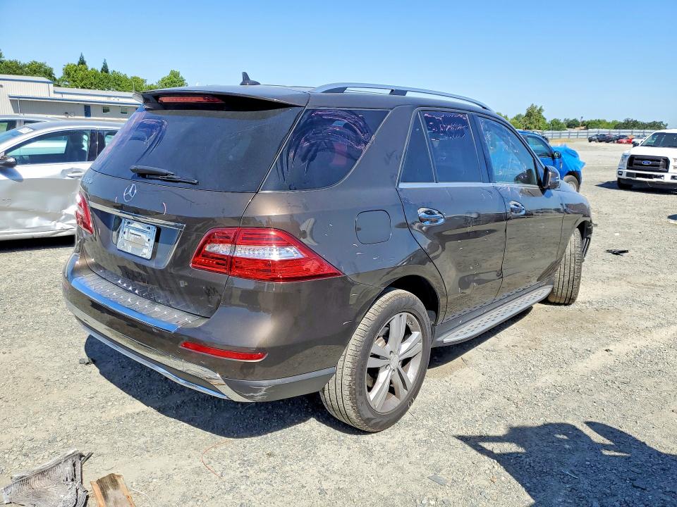 2014 Mercedes-benz VIN 4JGDA5JB2EA340372 COPART salvage auction — FRONT END, Id - Salvage Certificate Of Title, sold $5,400 on 2026-07-02 (photo 3)