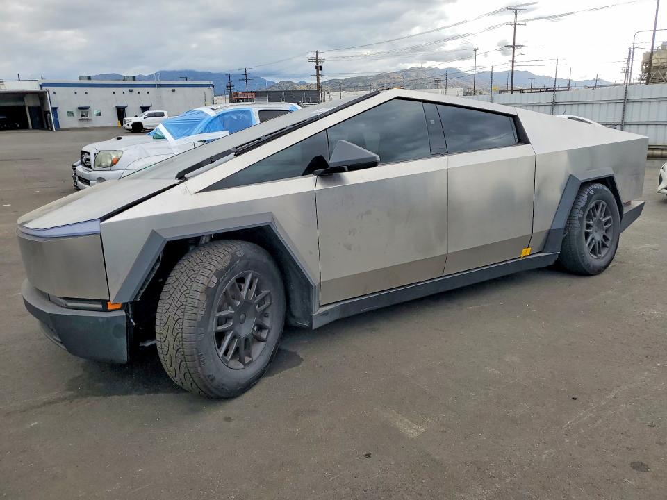 2024 Tesla VIN 7G2CEHED4RA040602 COPART salvage auction — REAR END, Ca - Salvage Certificate, sold $23,200 on 2026-07-20 (photo 1)