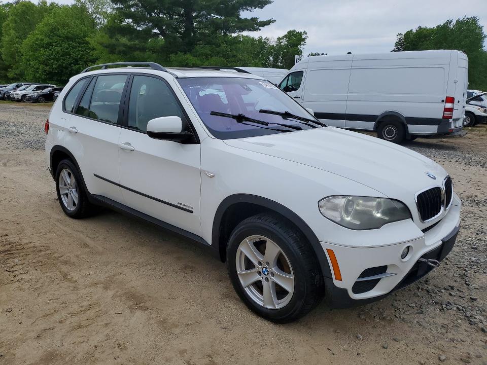2012 BMW X5 VIN 5UXZV4C51CL755019 COPART salvage auction — MINOR DENT/SCRATCHES, Nh - Certificate Of Title, sold $1,800 on 2026-07-29 (photo 4)