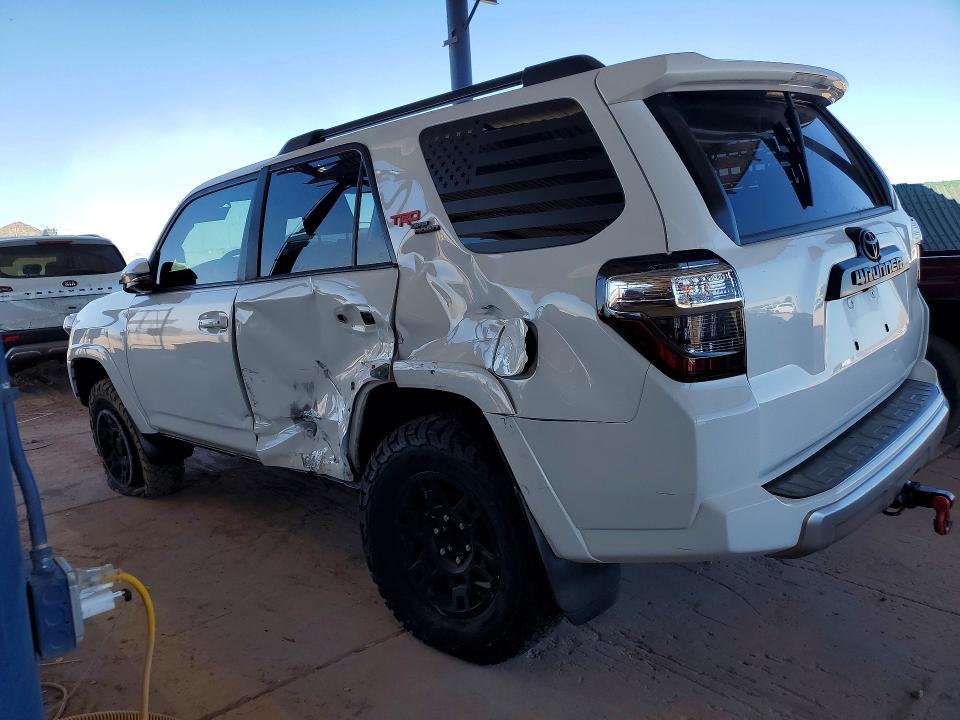 2020 Toyota 4runner VIN JTEBU5JR5L5739195 COPART salvage auction — SIDE, Az - Cert Of Title - Salvage, sold $14,800 on 2026-07-07 (photo 2)