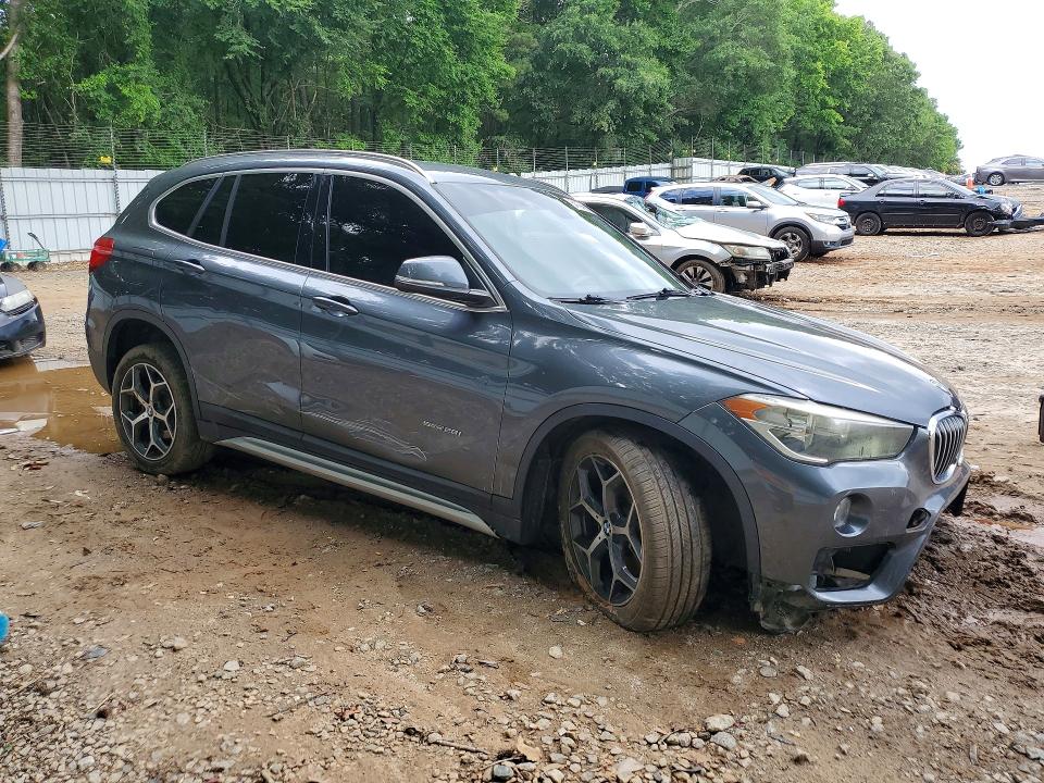 2017 BMW X1 VIN WBXHU7C34HP925022 COPART salvage auction — FRONT END, Ga - Cert Of Ttl-Slvg Manufctr Bybk, sold $650 on 2026-07-17 (photo 4)