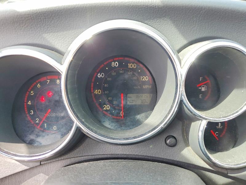 2006 Pontiac Vibe VIN 5Y2SL65806Z421335 COPART salvage auction — FRONT END, Il - Salvage Certificate, sold $475 on 2026-07-22 (photo 9)