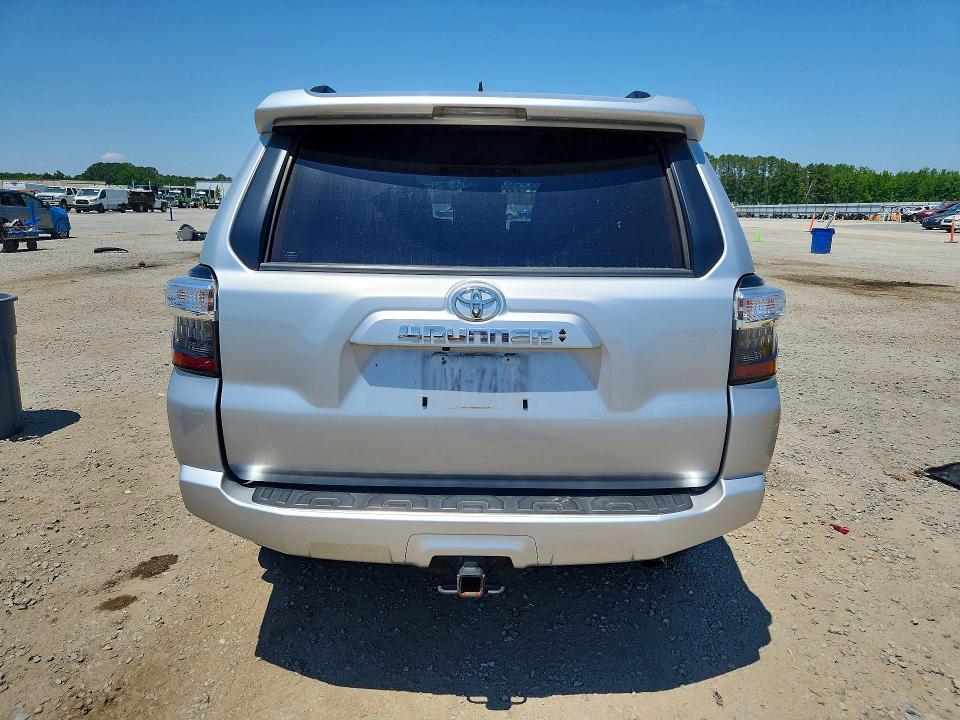 2022 Toyota 4runner VIN JTEEU5JR8N5270202 COPART salvage auction — FRONT END, Nc - Salvage Certificate Of Title, sold $9,600 on 2026-07-20 (photo 6)