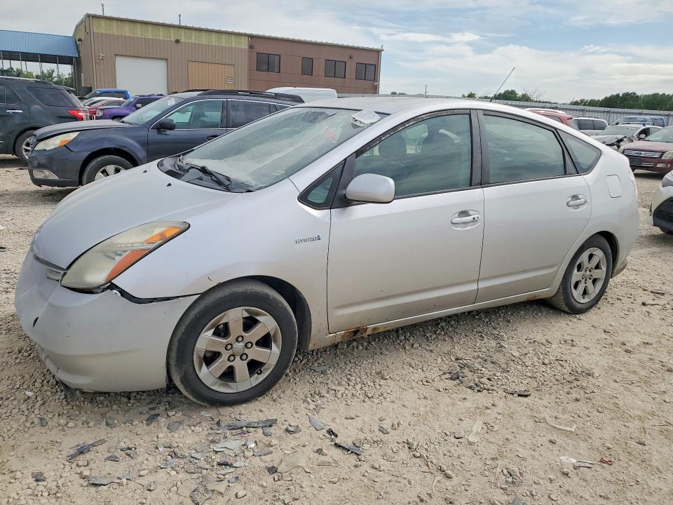 2007 Toyota Prius VIN JTDKB20U277687985 COPART salvage auction — FRONT END, Mo - Cert Of Title-Prior Salvage (P), sold $100 on 2026-07-28 (photo 1)