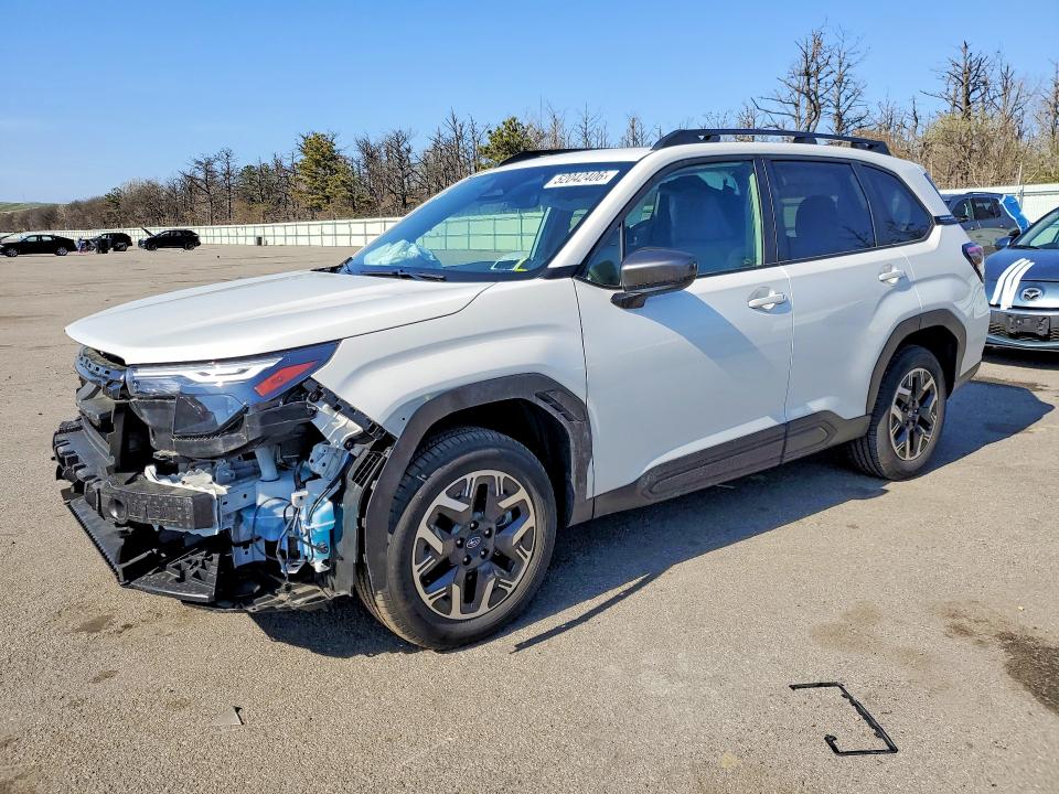 2025 Subaru Forester VIN JF2SLDDC1SH560711 — COPART salvage auction photo
