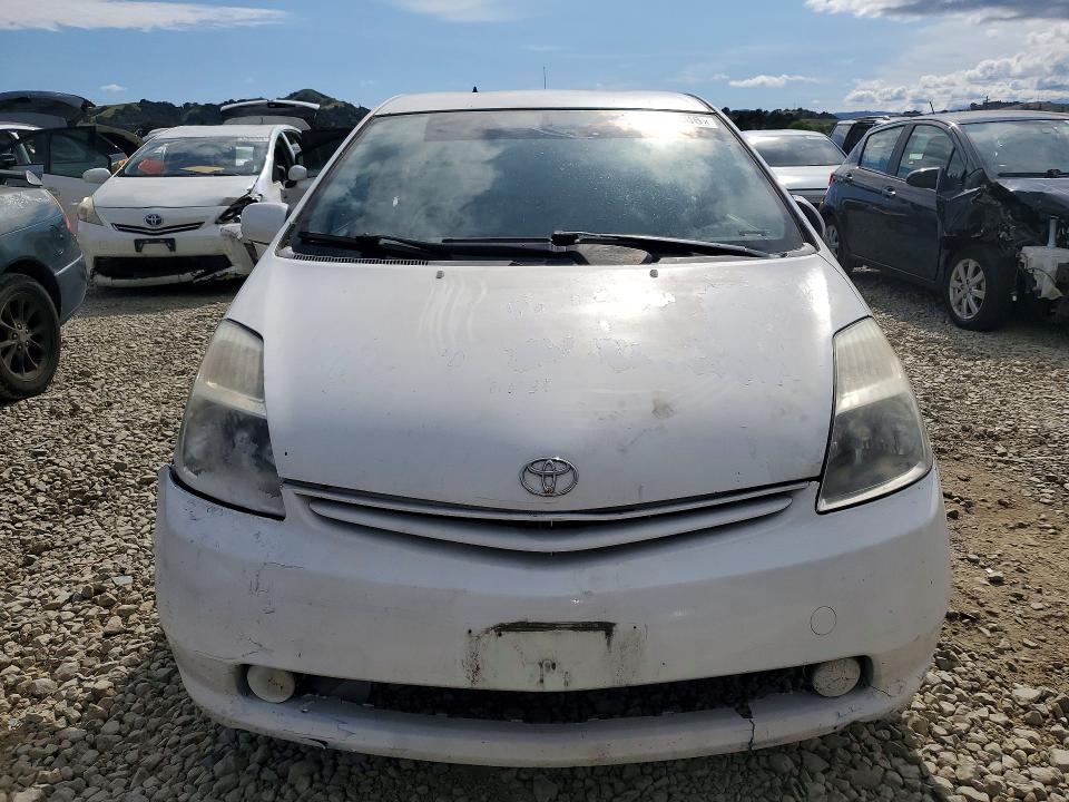 2004 Toyota Prius VIN JTDKB20U240038787 COPART salvage auction — VANDALISM, CA - SALVAGE CERTIFICATE, sold $500 on 2026-07-14 (photo 5)