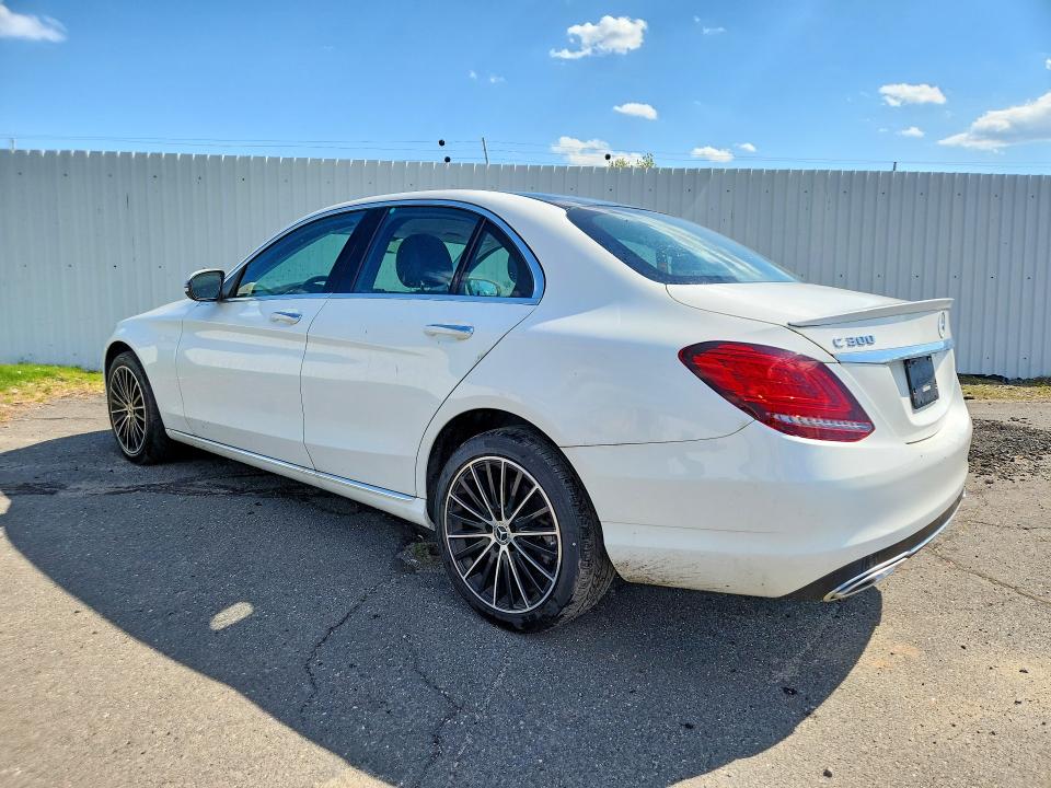 2021 Mercedes-benz C class VIN W1KWF8EBXMR608102 COPART salvage auction — MINOR DENT/SCRATCHES, MA - CERTIFICATE OF TITLE, sold $800 on 2026-07-21 (photo 2)