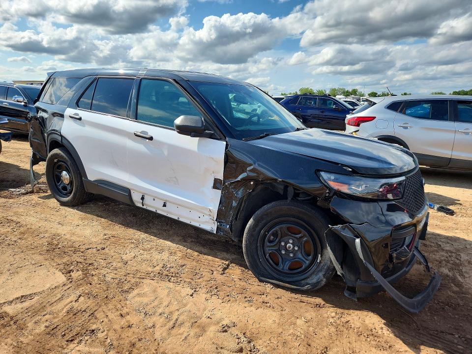 2024 Ford Explorer VIN 1FM5K8AB9RGA68148 COPART salvage auction — FRONT END, Tx - Salvage Vehicle Title, sold $3,100 on 2026-07-09 (photo 4)