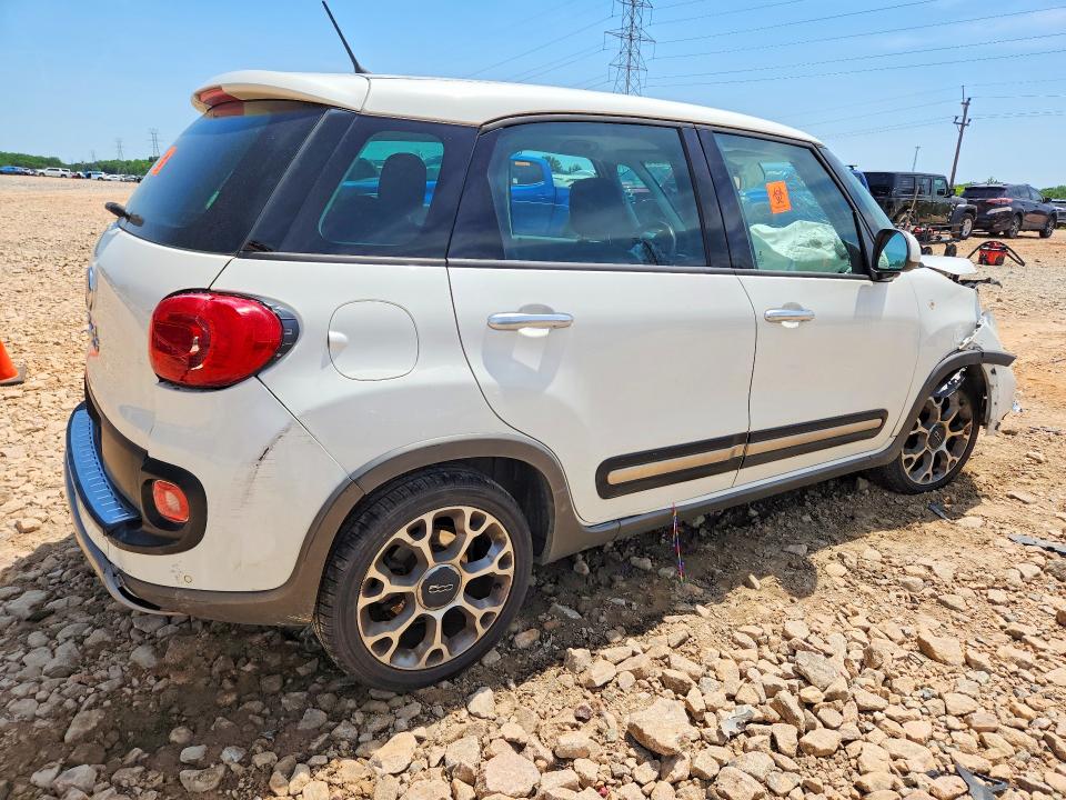 2014 Fiat 500 VIN ZFBCFADH0EZ004380 COPART salvage auction — FRONT END, NC - SALVAGE CERTIFICATE OF TITLE, sold $350 on 2026-07-27 (photo 3)