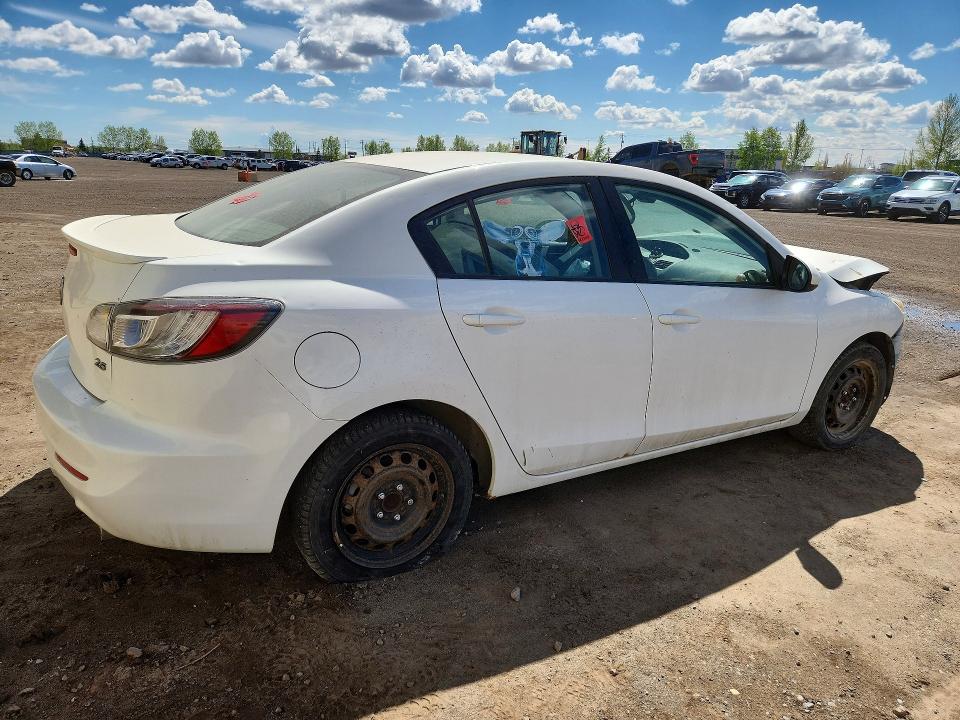 2011 Mazda 3 VIN JM1BL1W50B1439107 COPART salvage auction — FRONT END, Ab - Bos - Salvage, sold $175 on 2026-07-14 (photo 3)