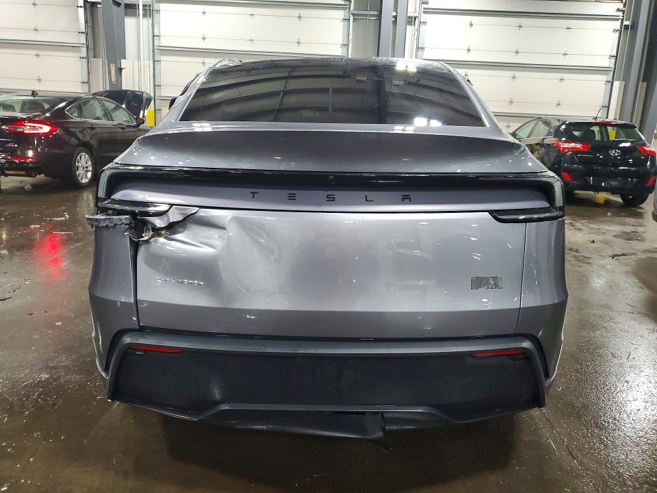 2026 Tesla Model y VIN 7SAYGDEE3TF325261 COPART salvage auction — ROLLOVER, Wi - Cert Of Title-Salvage Vehicle, sold $3,350 on 2026-07-07 (photo 6)
