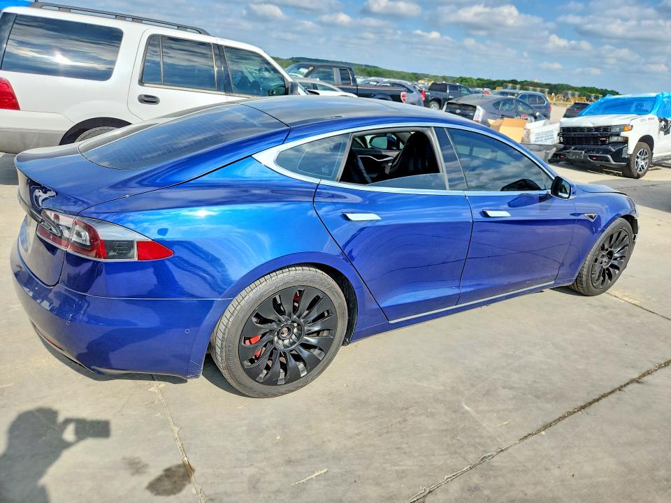 2016 Tesla Model s VIN 5YJSA1E17GF157985 COPART salvage auction — FRONT END, Tx - Salvage Vehicle Title, sold $3,600 on 2026-07-23 (photo 3)