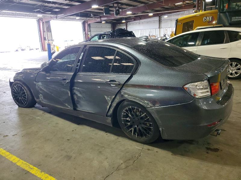 2013 BMW 3er VIN WBA3C1C59DF441451 COPART salvage auction — SIDE, Co - Public - Salvage Title, sold $1,450 on 2026-07-02 (photo 2)
