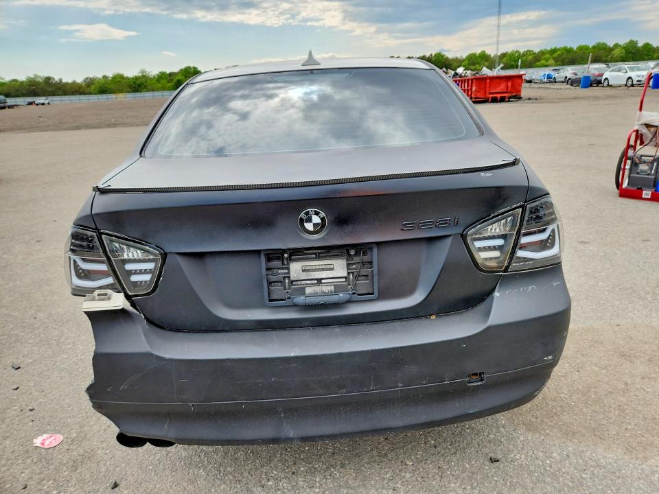 2008 BMW 3er VIN WBAVA37588NL44693 COPART salvage auction — REAR END, Wv - Salvage Certificate, sold $80 on 2026-07-08 (photo 6)