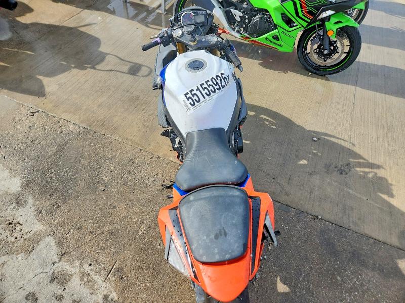 2017 Suzuki Gsx-r VIN JS1GR7MA3H2100538 COPART salvage auction — FRONT END, Tx - Salvage Vehicle Title, sold $2,050 on 2026-07-09 (photo 6)