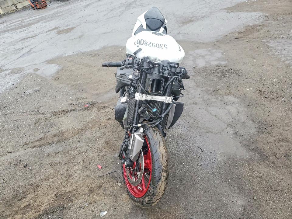 2025 Kawasaki Zx636 VIN JKBZXJJ11SA030191 COPART salvage auction — FRONT END, NY - MV-907A SALVAGE CERTIFICATE, sold $1,300 on 2026-07-23 (photo 2)