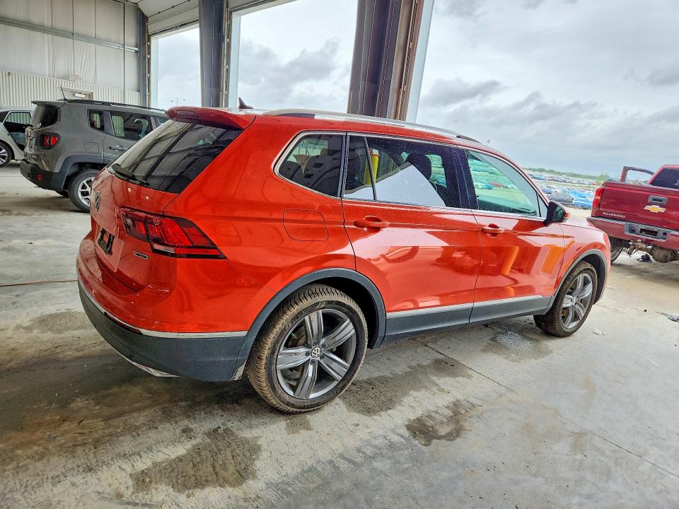 2019 Volkswagen Tiguan VIN 3VV4B7AX2KM059570 COPART salvage auction — WATER/FLOOD, Ne - Cert Of Title-Salvage, sold $225 on 2026-07-21 (photo 3)