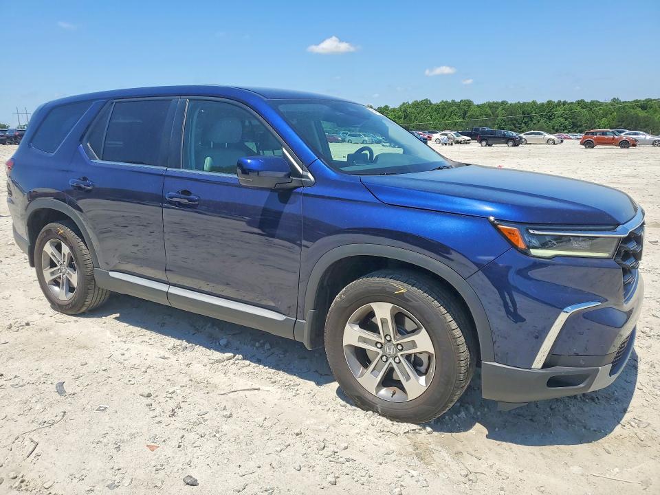 2025 Honda Pilot VIN 5FNYG2H4XSB026823 COPART salvage auction — SIDE, Ga - Cert Of Title-Salvage, sold $15,700 on 2026-07-27 (photo 4)