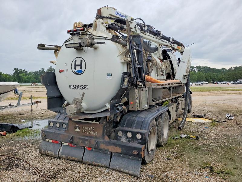 2023 Freightliner 108sd VIN 3ALHG5FE8PDNN3094 COPART salvage auction — ROLLOVER, IN - CERT OF TITLE-SALVAGE TITLE (P), sold $11,000 on 2026-08-06 (photo 4)