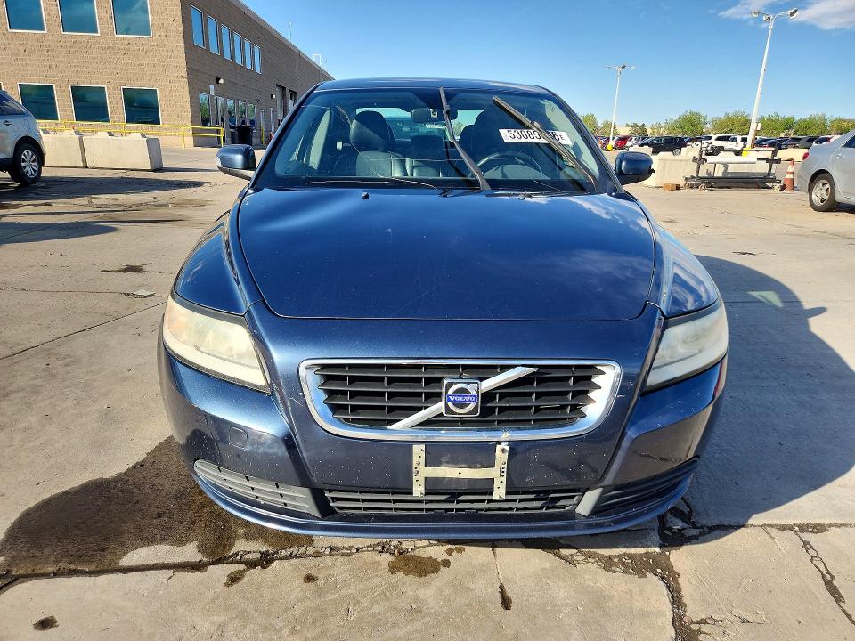 2009 Volvo S40 VIN YV1MS382492432069 COPART salvage auction — SIDE, Co - Public - Salvage Title, sold $525 on 2026-07-13 (photo 5)